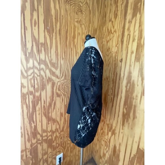 Free People Top Pullover Short Sleeve Scoop Neck Floral Lace Black Sz Small - Picture 3 of 8